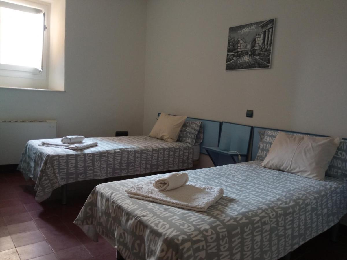Apartamento La Almena 1 Junto A Plaza Mayor,2 Habitaciones, Parking Gratuito Caces Eksteriør billede